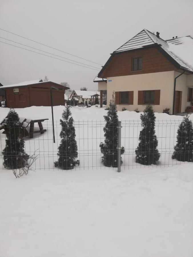 Apartamenty Pod Magnolia Białowieża Dış mekan fotoğraf